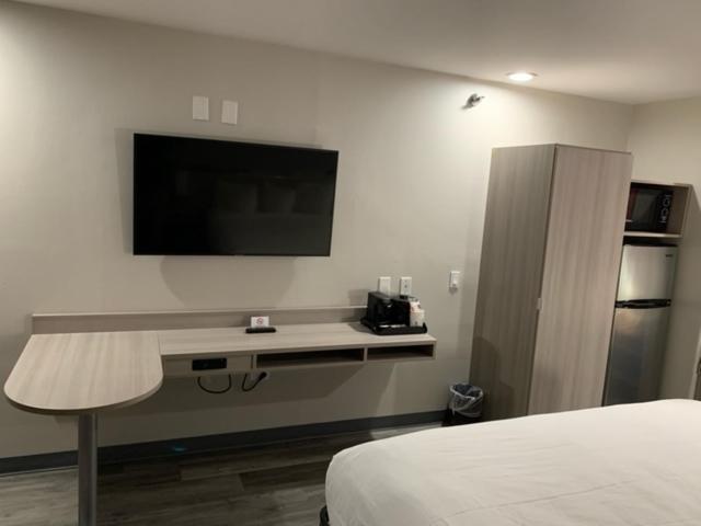 Microtel Inn And Suites קלארקסוויל מראה חיצוני תמונה