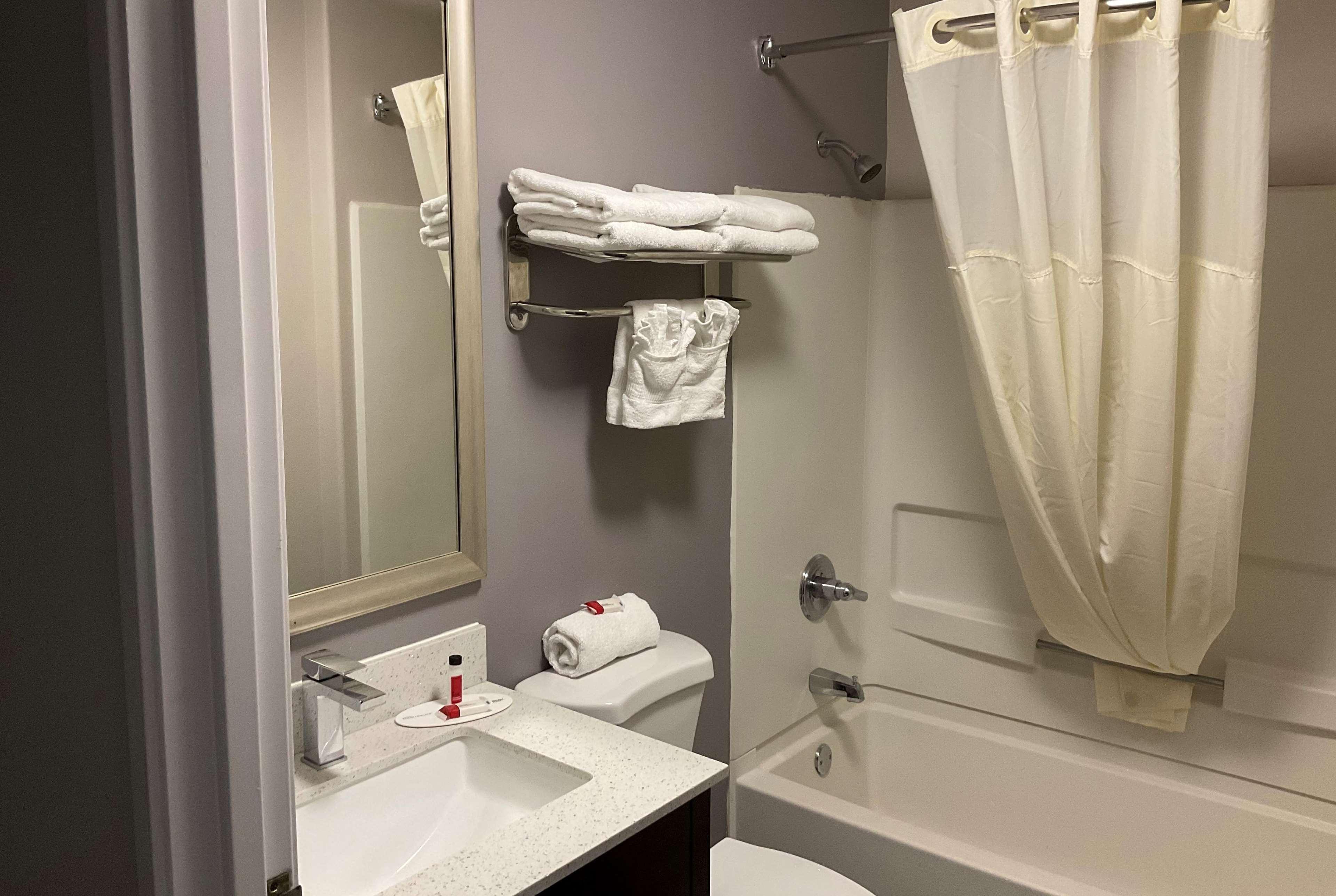 Microtel Inn And Suites קלארקסוויל מראה חיצוני תמונה