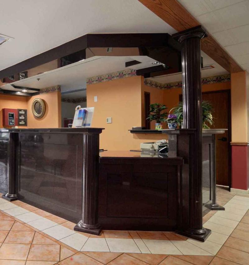 Microtel Inn And Suites קלארקסוויל מראה חיצוני תמונה